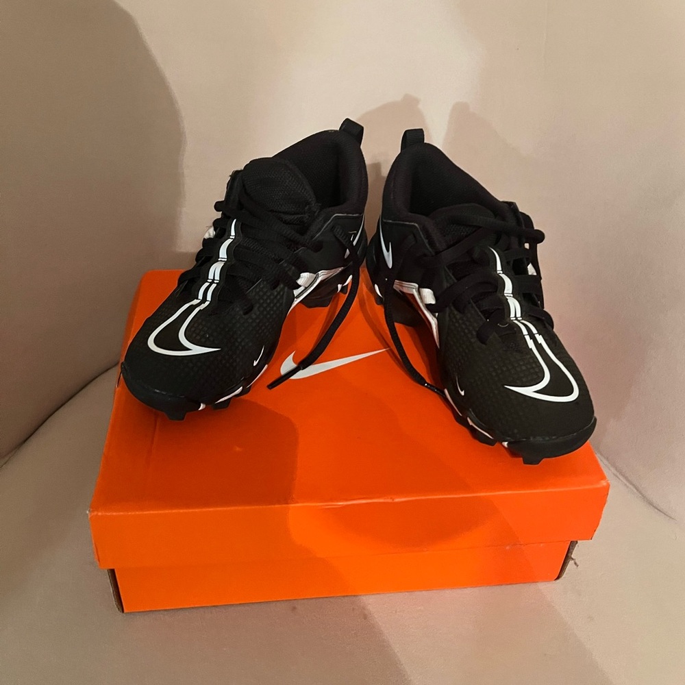 Nike kids Football Cleats